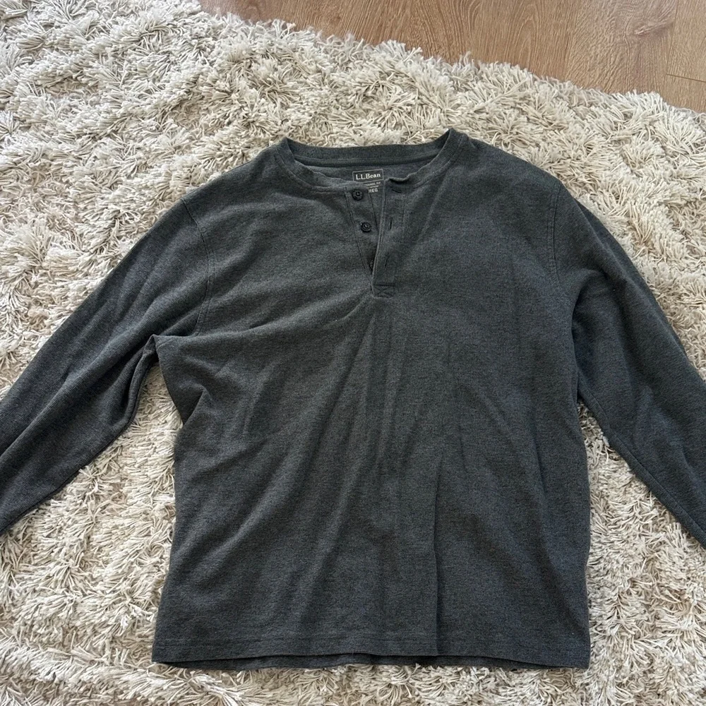 L.L. Bean Charcoal Long Sleeve Henley 100% Cotton Size XL - Picture 1 of 4
